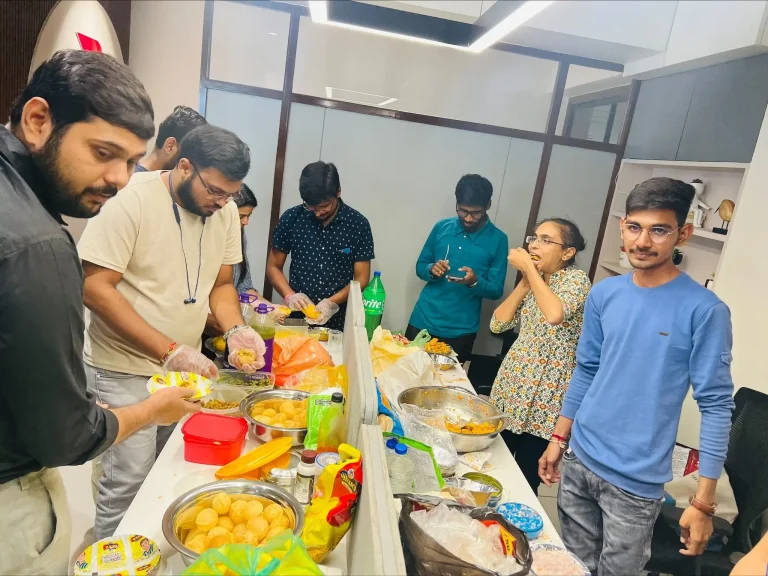 Potluck_Party_Pranshtech